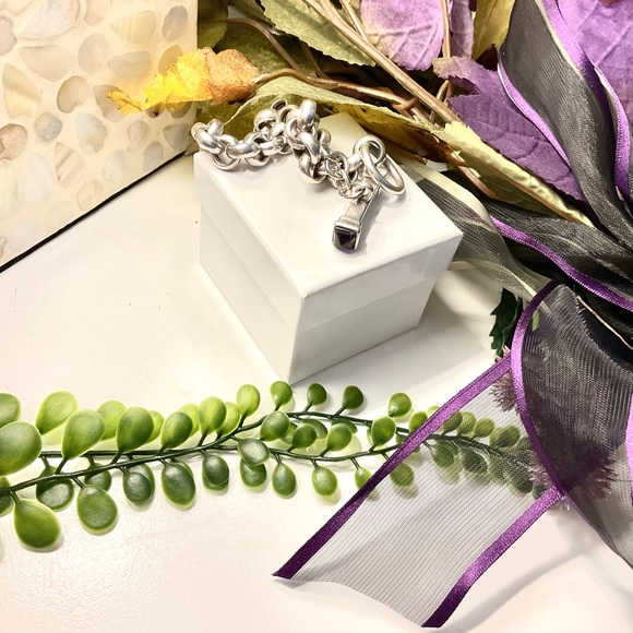 FINAL PRICE, HEAVY, and QUALITY STERLING SILVER and AMETHYST TOGGLE - Picture 7 of 10